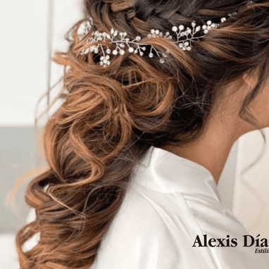 Alexis Díaz Salón de Peluquería y Centro de Estética PEINADO NOVIA